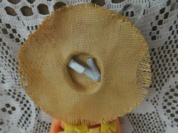 SUBURBAN SHOPPER HAT A4
